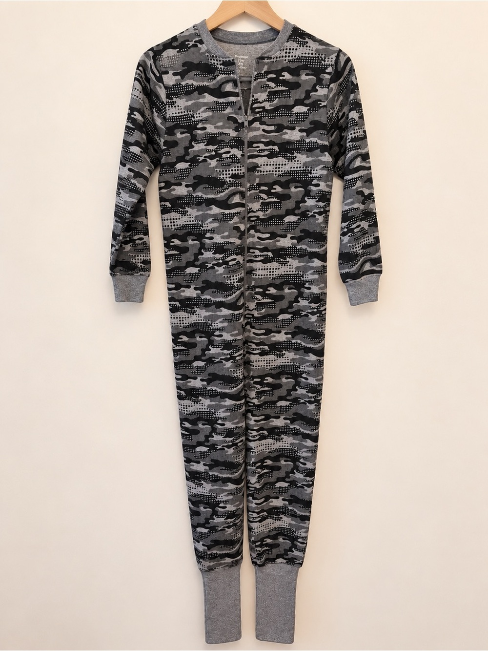 Snugabye Convert-A-Foot Camo One Piece Sleeper Pajamas Kids Size 10